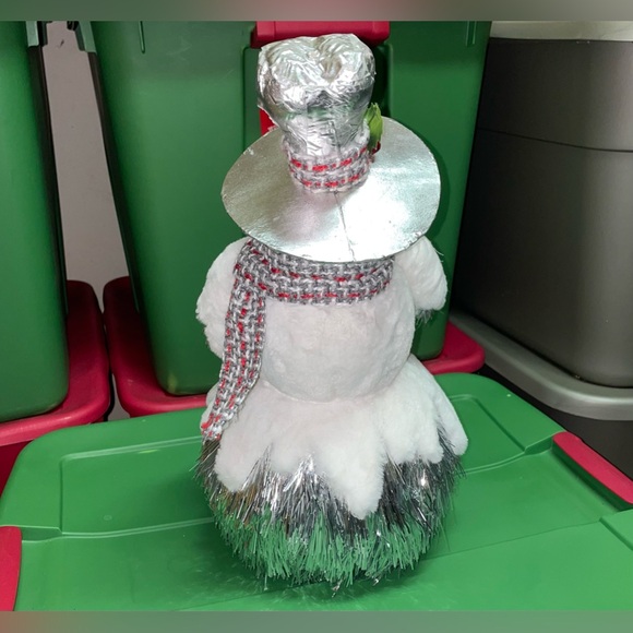 White and Silver Snowman - Picture 15 of 16